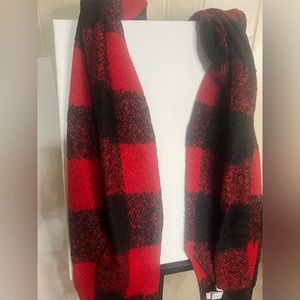 2 knit Scarves 1 plaid and 1 black